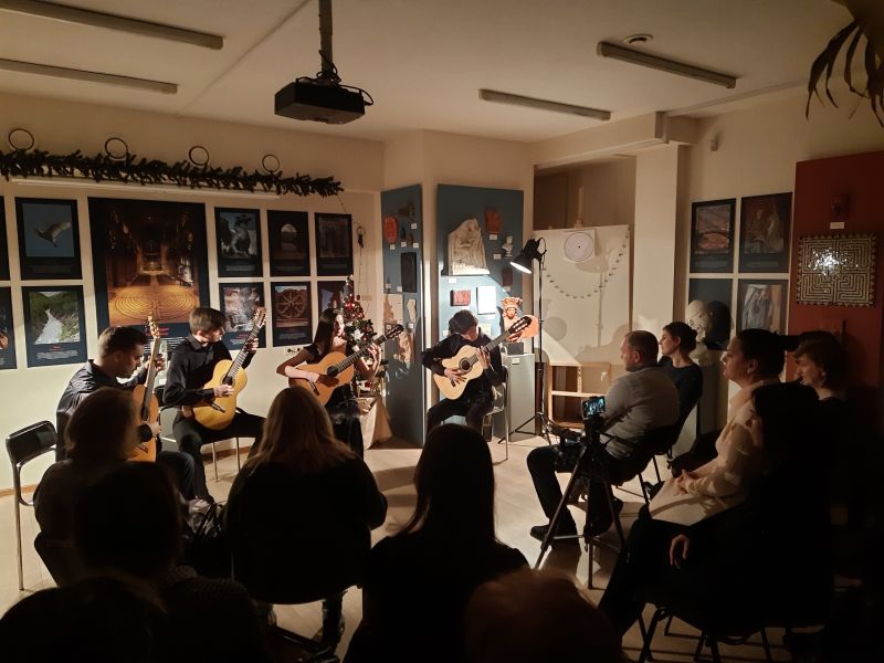 Концерт Новосибирского гитарного квартета