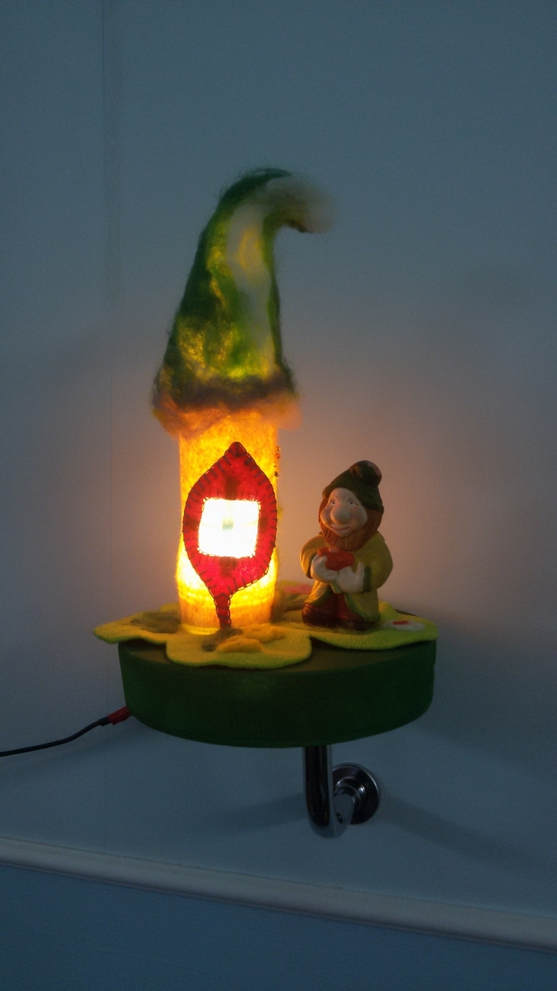 Спектакль и светильники для дома ребенка в Луге